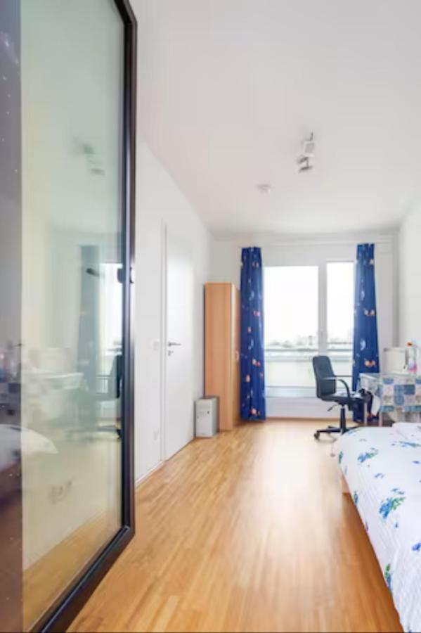 Privatzimmer Mit Balkon-Richtung Messe Hannover Exteriör bild